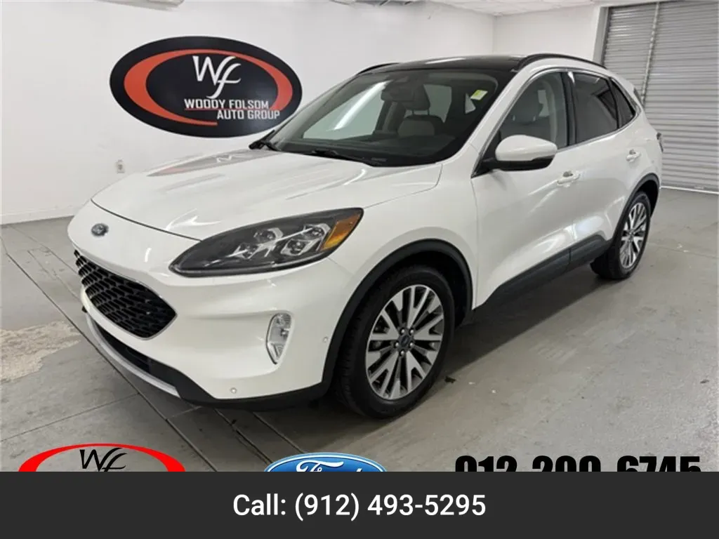 White 2020 Ford Escape Titanium Hybrid for sale in Baxley, GA