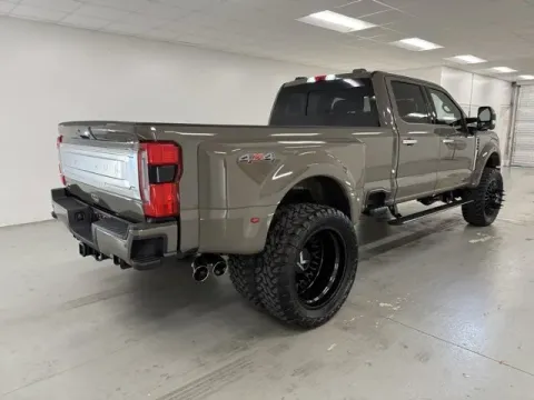 More photos of 2026 Ford Super Duty F-450 DRW Platinum at Woody Folsom Ford, GA
