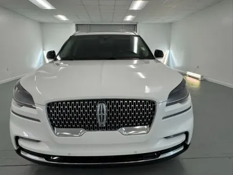 Photos of 2022 Lincoln Aviator Reserve for sale in Baxley, GA at Woody Folsom Ford