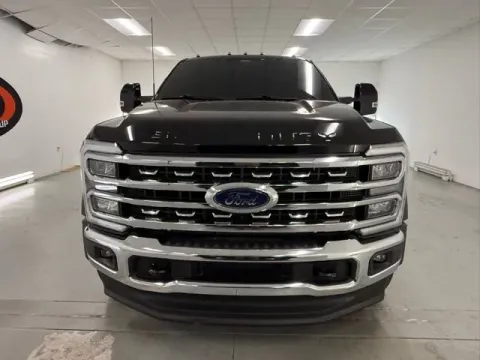 Photos of 2025 Ford Super Duty F-450 DRW LARIAT for sale in Baxley, GA at Woody Folsom Ford