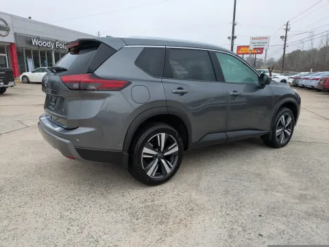 More photos of 2025 Nissan Rogue SL at Woody Folsom Nissan of Vidalia, GA