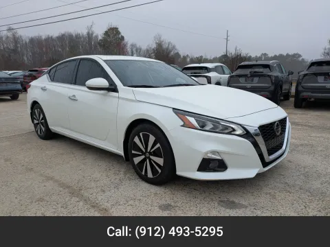 White 2022 Nissan Altima 2.5 SL for sale in Vidalia, GA