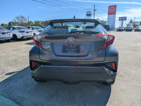 More photos of 2021 Toyota C-HR LE at Woody Folsom Nissan of Vidalia, GA
