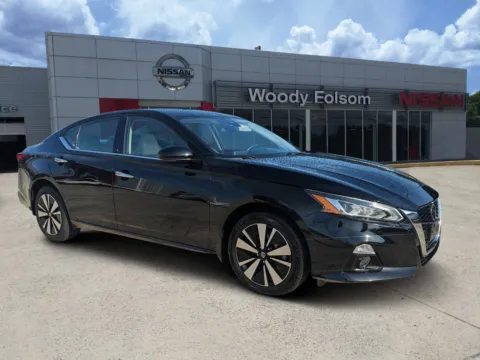 Black 2022 Nissan Altima 2.5 SL for sale in Vidalia, GA