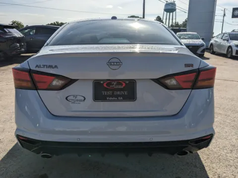 More photos of 2024 Nissan Altima 2.5 SR at Woody Folsom Nissan of Vidalia, GA
