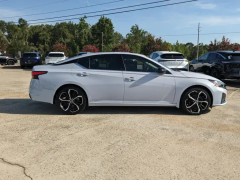 Another view of 2024 Nissan Altima 2.5 SR for sale in Vidalia, GA at Woody Folsom Nissan of Vidalia
