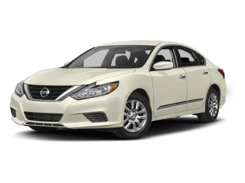 Blue 2017 Nissan Altima 2.5 SV for sale in Vidalia, GA