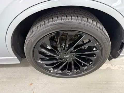 More photos of 2024 Lincoln Aviator Reserve at Woody Folsom Nissan of Baxley, GA