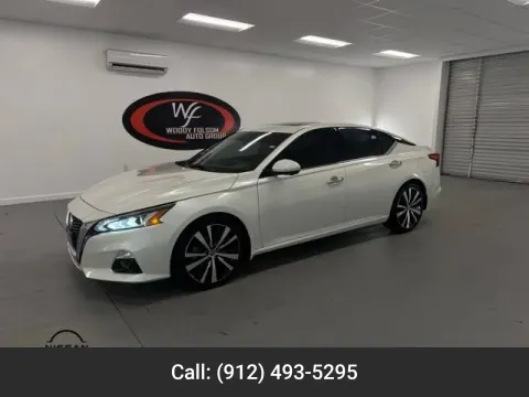 White 2020 Nissan Altima 2.5 Platinum for sale in Baxley, GA