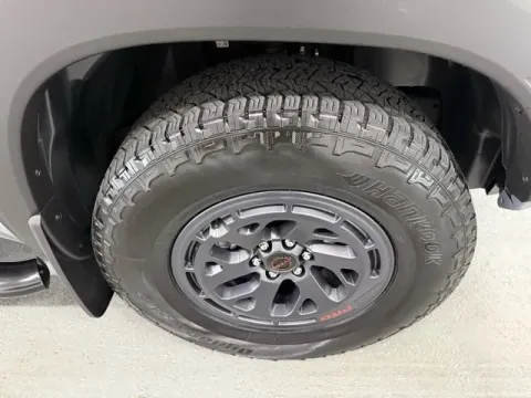 More photos of 2025 Nissan Frontier PRO-4X at Woody Folsom Nissan of Baxley, GA