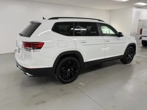 More photos of 2023 Volkswagen Atlas 3.6L V6 SE w/Technology at Woody Folsom Nissan of Baxley Inc., GA