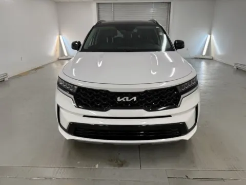 Photos of 2023 Kia Sorento S for sale in Baxley, GA at Woody Folsom Nissan of Baxley Inc.