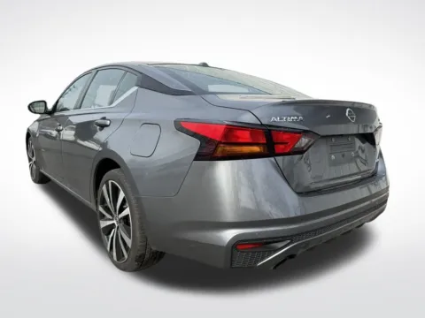 More photos of 2020 Nissan Altima 2.5 SR at Dream Work Automotive, NC