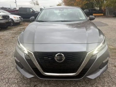 More photos of 2020 Nissan Altima 2.5 SR at Dream Work Automotive, NC