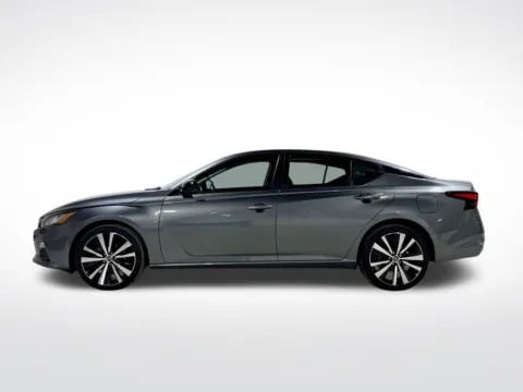 More photos of 2020 Nissan Altima 2.5 SR at Dream Work Automotive, NC
