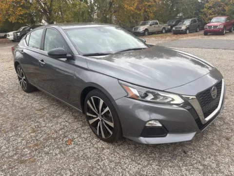 More photos of 2020 Nissan Altima 2.5 SR at Dream Work Automotive, NC