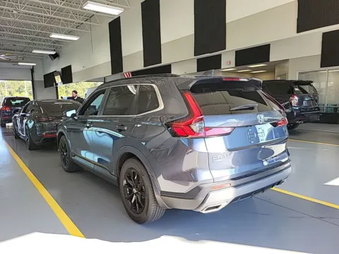 Photos of 2024 Honda CR-V Hybrid Sport-L for sale in Charlotte, NC at Dream Work Automotive