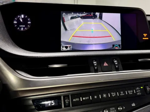 More photos of 2019 Lexus ES 350 at Dream Work Automotive, NC