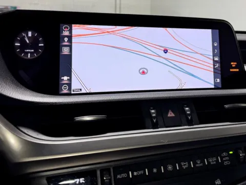 More photos of 2019 Lexus ES 350 at Dream Work Automotive, NC