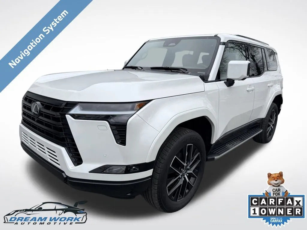 2025 Lexus GX Premium's photo