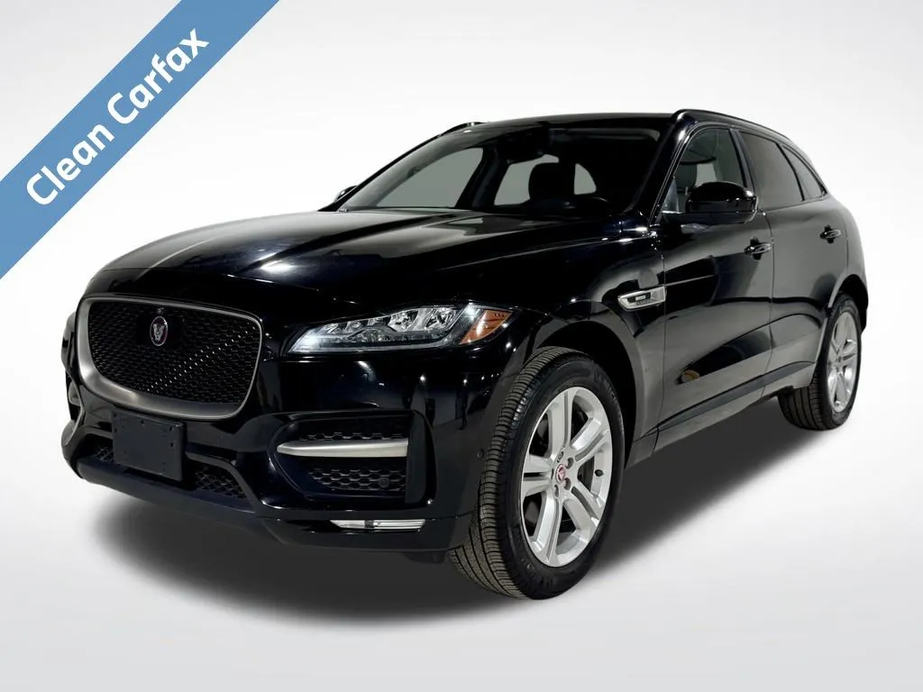 2018 Jaguar F-PACE R-Sport's photo