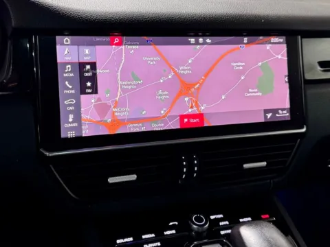 More photos of 2020 Porsche Cayenne at Dream Work Automotive, NC