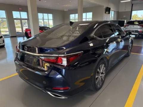 More photos of 2019 Lexus ES 350 Luxury at Dream Work Automotive, NC