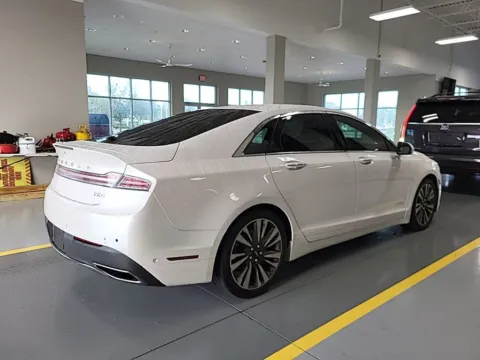 More photos of 2020 Lincoln MKZ Hybrid Reserve at Dream Work Automotive, NC