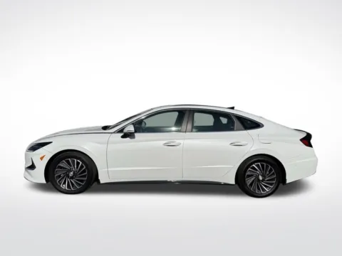 Another view of 2023 Hyundai Sonata Hybrid Limited for sale in Charlotte, NC at Dream Work Automotive