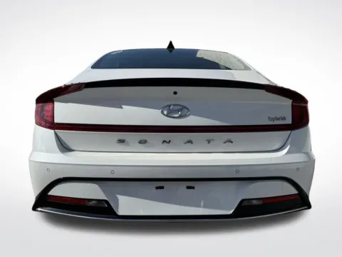 More photos of 2023 Hyundai Sonata Hybrid Limited at Dream Work Automotive, NC