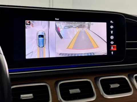 More photos of 2022 Mercedes-Benz GLE 350 at Dream Work Automotive, NC