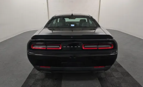 More photos of 2016 Dodge Challenger R/T Scat Pack at Dream Work Automotive, NC