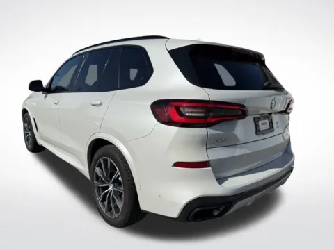 More photos of 2022 BMW X5 xDrive40i at Dream Work Automotive, NC