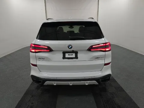 More photos of 2022 BMW X5 xDrive40i at Dream Work Automotive, NC
