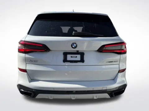 More photos of 2022 BMW X5 xDrive40i at Dream Work Automotive, NC