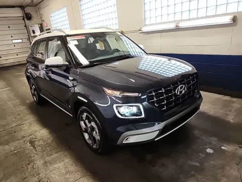 More photos of 2025 Hyundai Venue Limited at Dream Work Automotive, NC