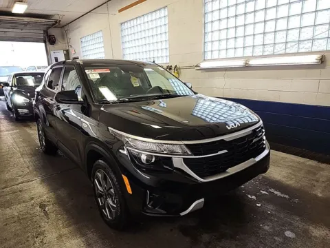 More photos of 2024 Kia Seltos LX at Dream Work Automotive, NC