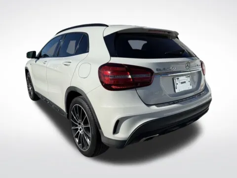 More photos of 2018 Mercedes-Benz GLA 250 at Dream Work Automotive, NC