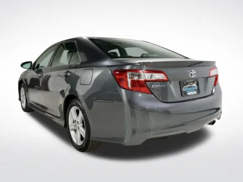 More photos of 2014 Toyota Camry SE at Dream Work Automotive, NC