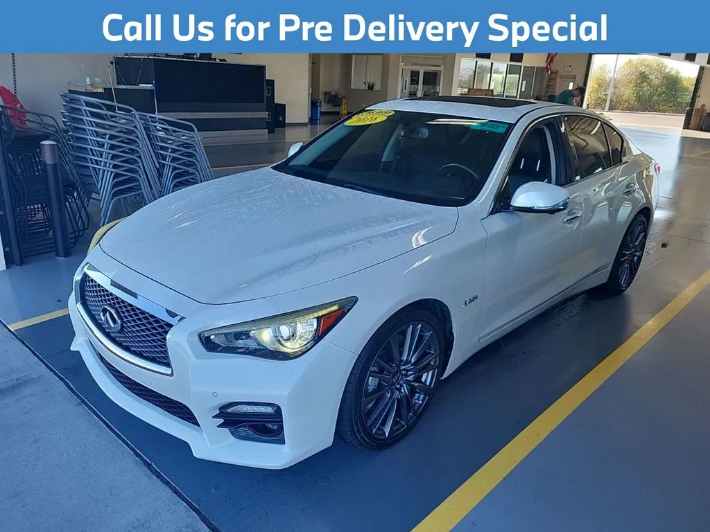 2016 INFINITI Q50 Red Sport 400