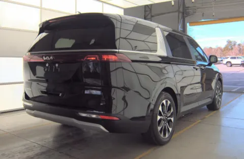More photos of 2023 Kia Carnival EX at Dream Work Automotive, NC