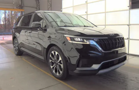 More photos of 2023 Kia Carnival EX at Dream Work Automotive, NC