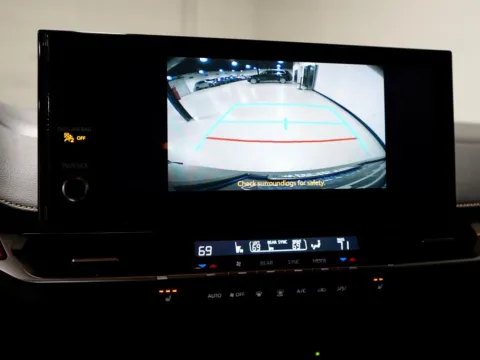 More photos of 2025 Toyota Sienna XSE at Dream Work Automotive, NC