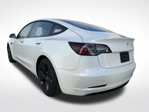 More photos of 2021 Tesla Model 3 Standard Range Plus at Dream Work Automotive, NC