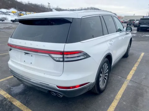 More photos of 2022 Lincoln Aviator Reserve at Dream Work Automotive, NC