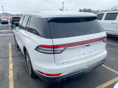 Another view of 2022 Lincoln Aviator Reserve for sale in Charlotte, NC at Dream Work Automotive