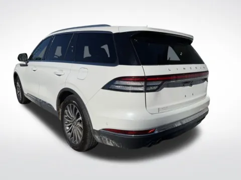More photos of 2022 Lincoln Aviator Reserve at Dream Work Automotive, NC