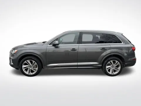 More photos of 2021 Audi Q7 45 Premium Plus at Dream Work Automotive, NC