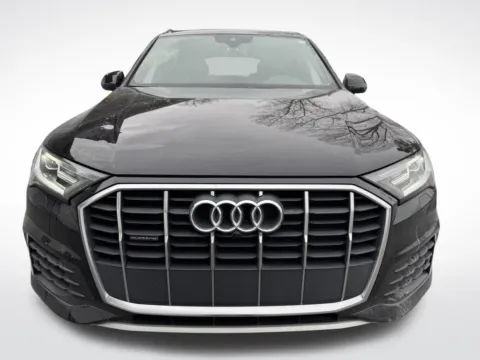More photos of 2021 Audi Q7 55 Premium at Dream Work Automotive, NC