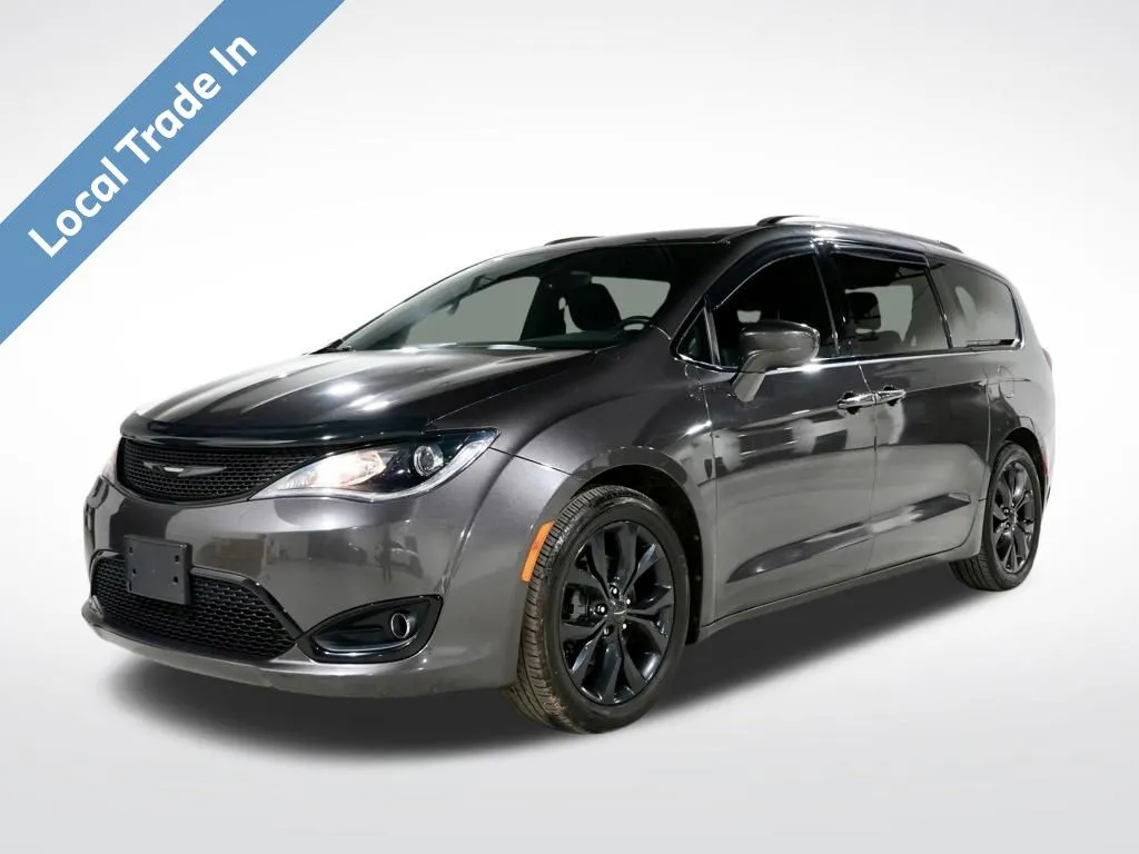 Chrysler Pacifica 2018 Touring Plusnull